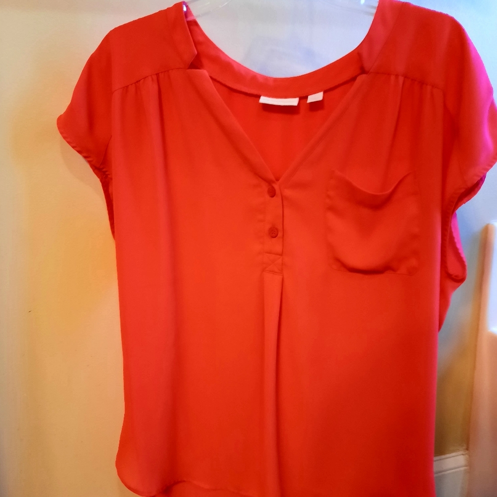 New York and company beautiful coral dress shirt!!